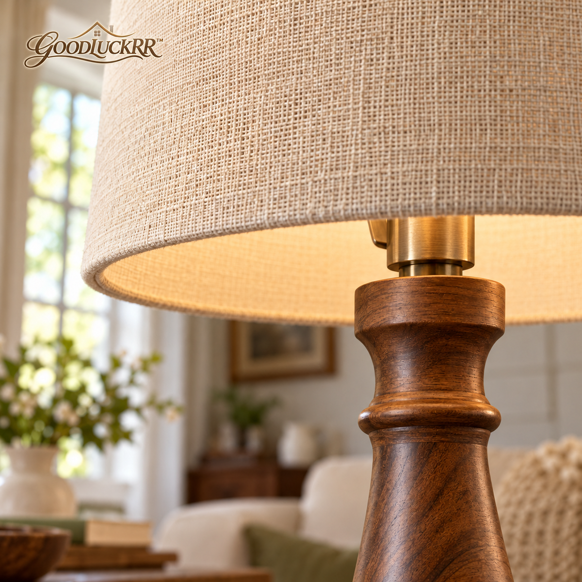 GOODLUCKRR™ Farmhouse Table Lamp, Rustic Wooden-Style Base Bedside Lamp with Linen-Style Shade, Country Cottage Lighting for Bedroom & Living Room